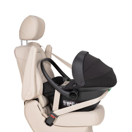 Автокрісло+база CARRELLO Nova CRL-16101/3 Black Line i-Size Автокрісло+база CARRELLO Nova CRL-16101/3 Black Line i-Size