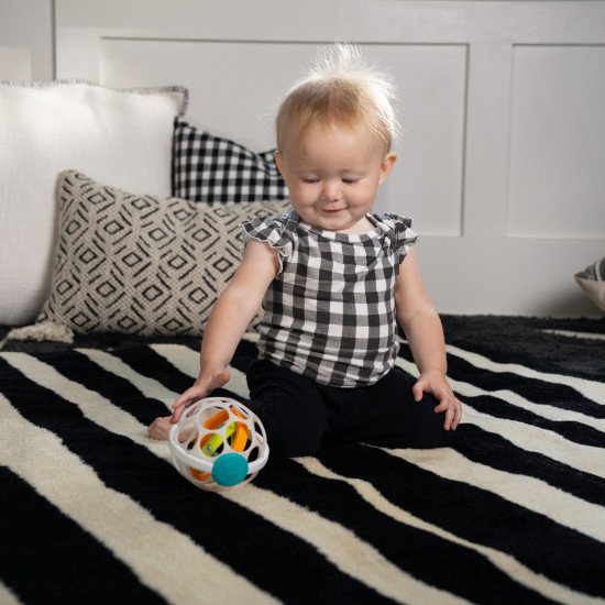 Погремушка Baby Einstein "Grip & Spin Oball" Погремушка Baby Einstein "Grip & Spin Oball"