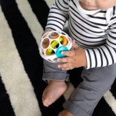 Погремушка Baby Einstein "Grip & Spin Oball" Погремушка Baby Einstein "Grip & Spin Oball"