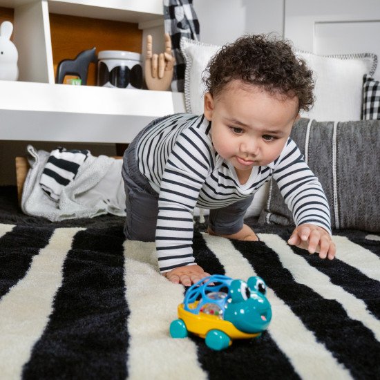 Погремушка Baby Einstein "Oball. Curious Car Neptune" Погремушка Baby Einstein "Oball. Curious Car Neptune"