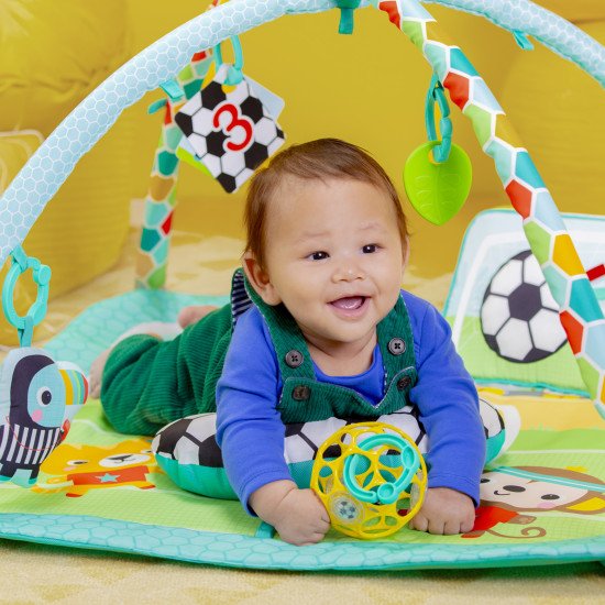 Развивающий коврик Bright Starts "Grip & Kick Oball" Развивающий коврик Bright Starts "Grip & Kick Oball"