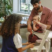 Спинка з обмежувачем Stokke Baby Set² для стільчика Tripp Trapp Спинка з обмежувачем Stokke Baby Set² для стільчика Tripp Trapp