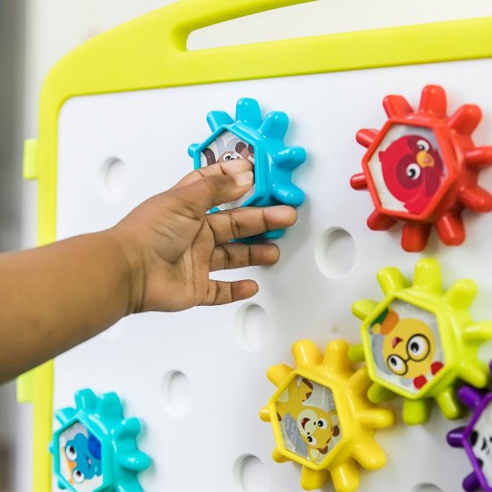 Ігровий центр Baby Einstein "Curiosity Table" Ігровий центр Baby Einstein "Curiosity Table"