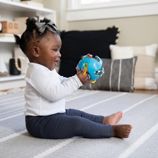 Погремушка Baby Einstein "Rattle & Sense" Погремушка Baby Einstein "Rattle & Sense"