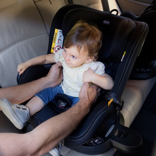 Автокрісло Chicco Seat2Fit Air i-Size (72)