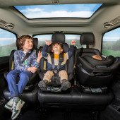 Автокрісло Chicco Unico Evo Air i-Size (72) Автокрісло Chicco Unico Evo Air i-Size (72)
