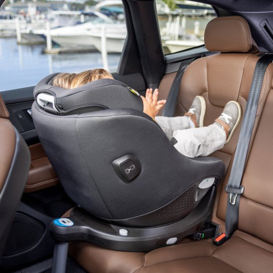 Автокресло Graco Turn2Me DLX i-Size Midnight Автокресло Graco Turn2Me DLX i-Size Midnight