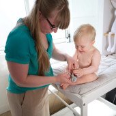 Ергономічні щипчики для нігтів BEBE CONFORT Lovely Donkey Green Ергономічні щипчики для нігтів BEBE CONFORT Lovely Donkey Green