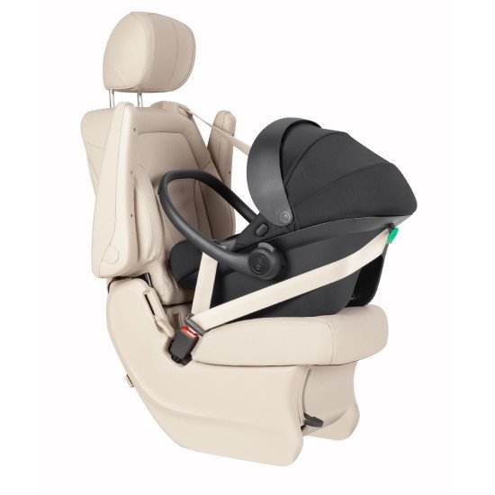 Автокресло CARRELLO Nova CRL-16101 Black Line i-Size Автокресло CARRELLO Nova CRL-16101 Black Line i-Size