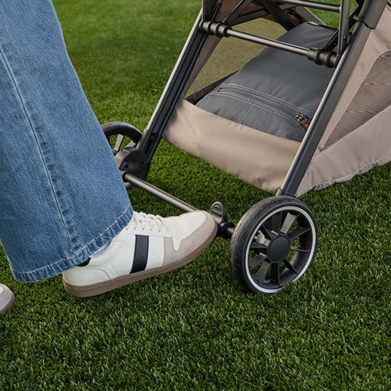 Коляска прогулянкова Britax-Romer Tira Teak Коляска прогулянкова Britax-Romer Tira Teak